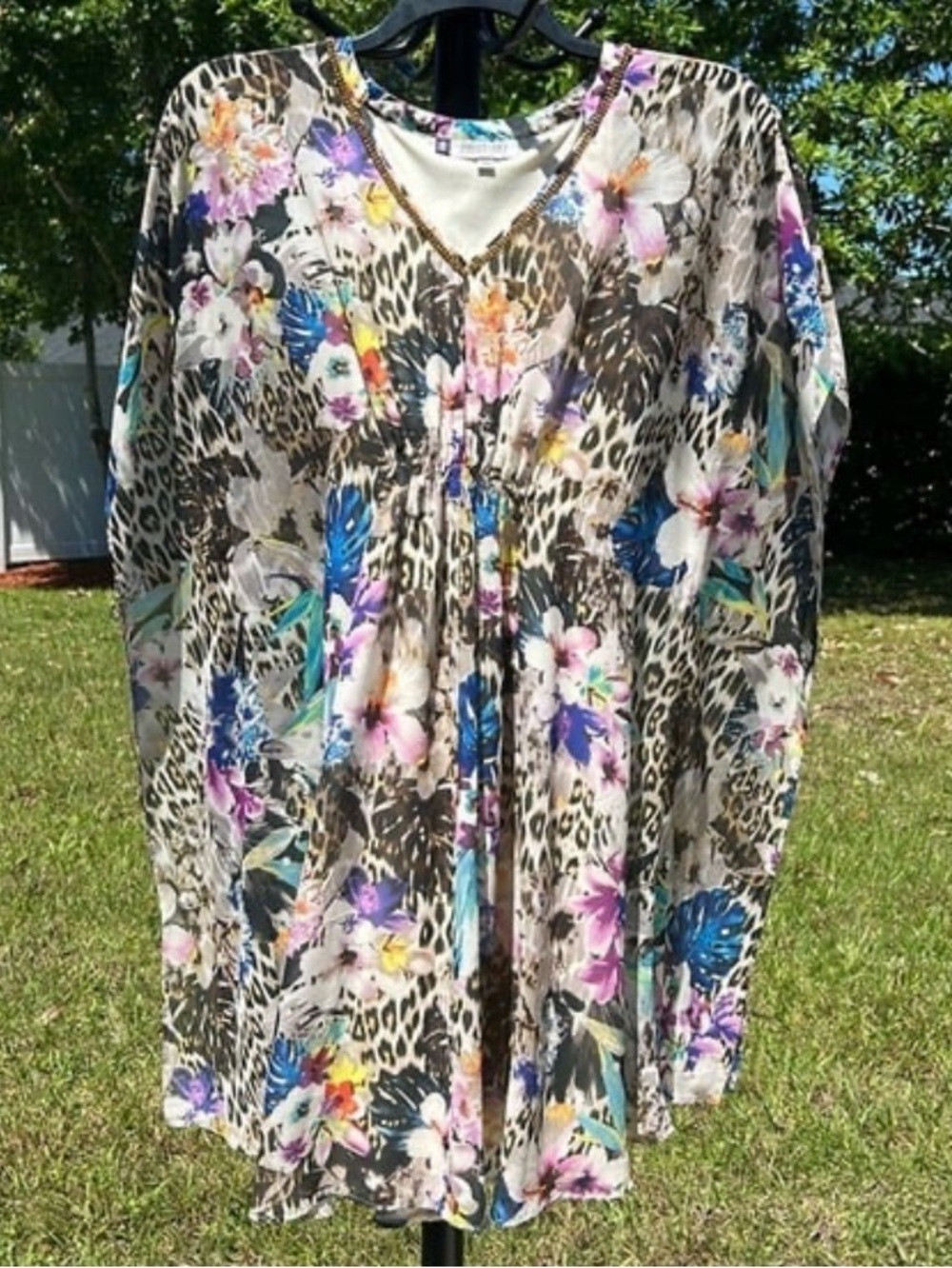 Jennifer Lopez Size embellished caftan dress